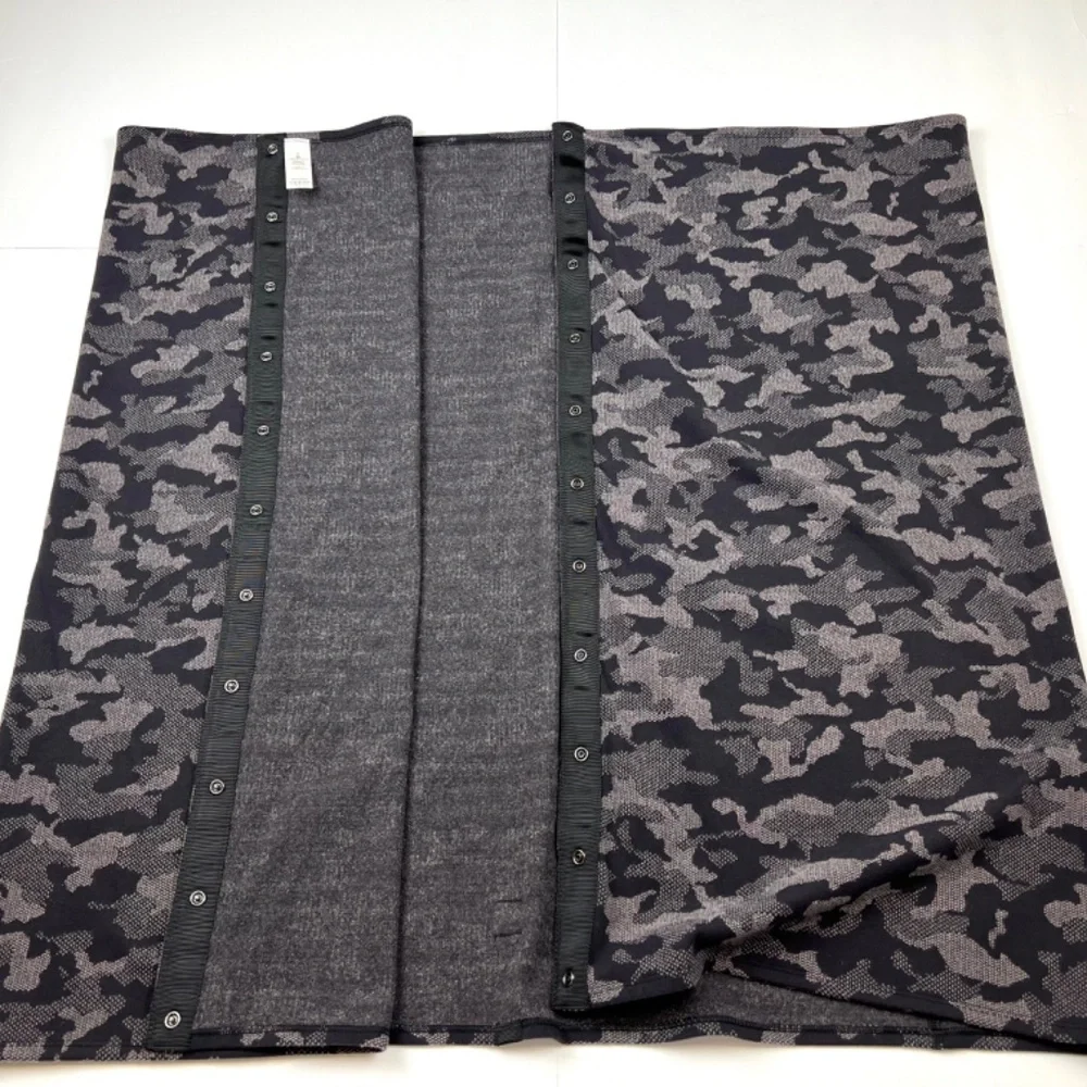 Lululemon Vinyasa Rulu Wrap Scarf O/S Black Gray Camo Cozy Convertible Chic